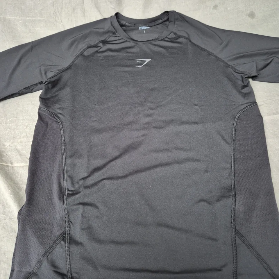 GYMSHARK ELEMENT BASELAYER TEE - SIZE LARGE