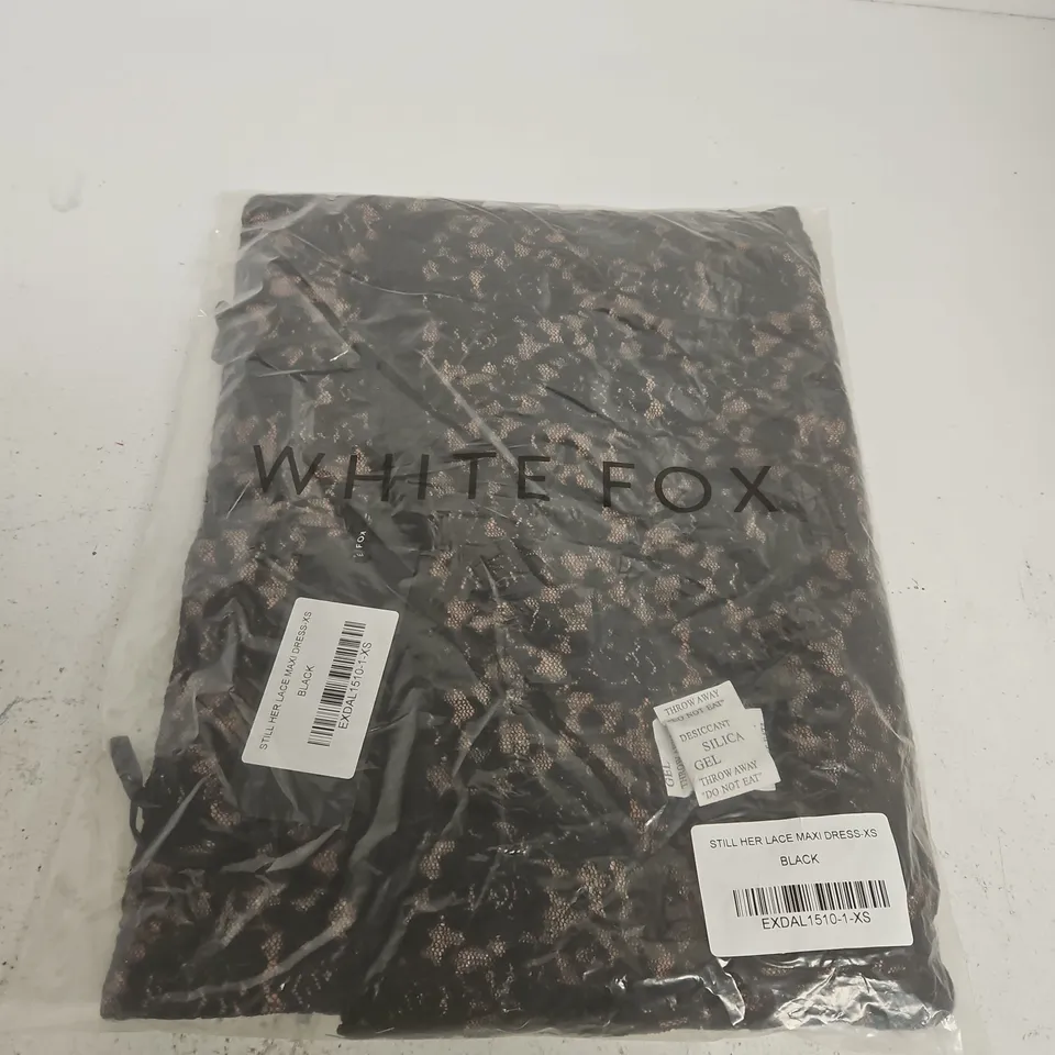 WHITE FOX STILL HER LACE MAXI DRESS – BLACK – XS