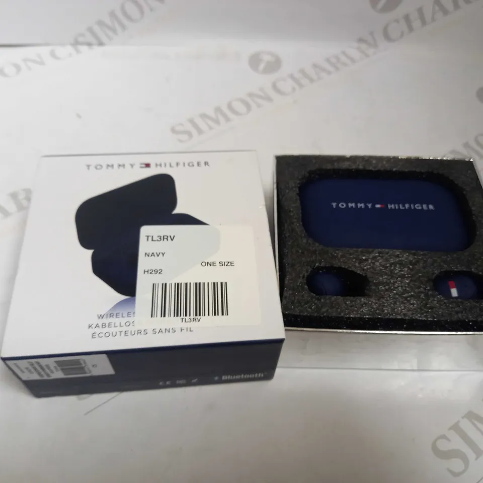 TOMMY HILFIGER NAVY WIRELESS EARBUDS