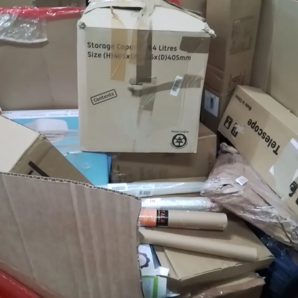 PALLET OF ASSORTED HOUSEHOLD GOODS AND PRODUCTS TO INCLUDE;PICTURE FRAME,MONITOR,TOILET SEAT 