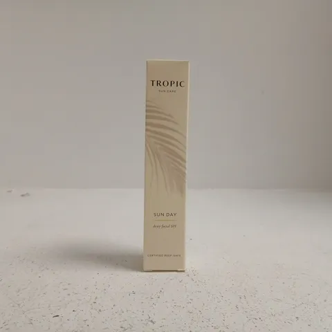 TROPIC SUN DAY DEWY FACIAL SPF (40ML)