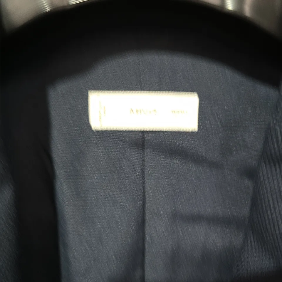 MANGO TEEN BOY NAVY BLAZER – SIZE S (150 TEEN BOY)