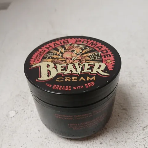 BOX OF APPROXIMATELY 40 X BEAVER CREAM HAIR STYLING CREAM – THE GREASE WITH GRIP