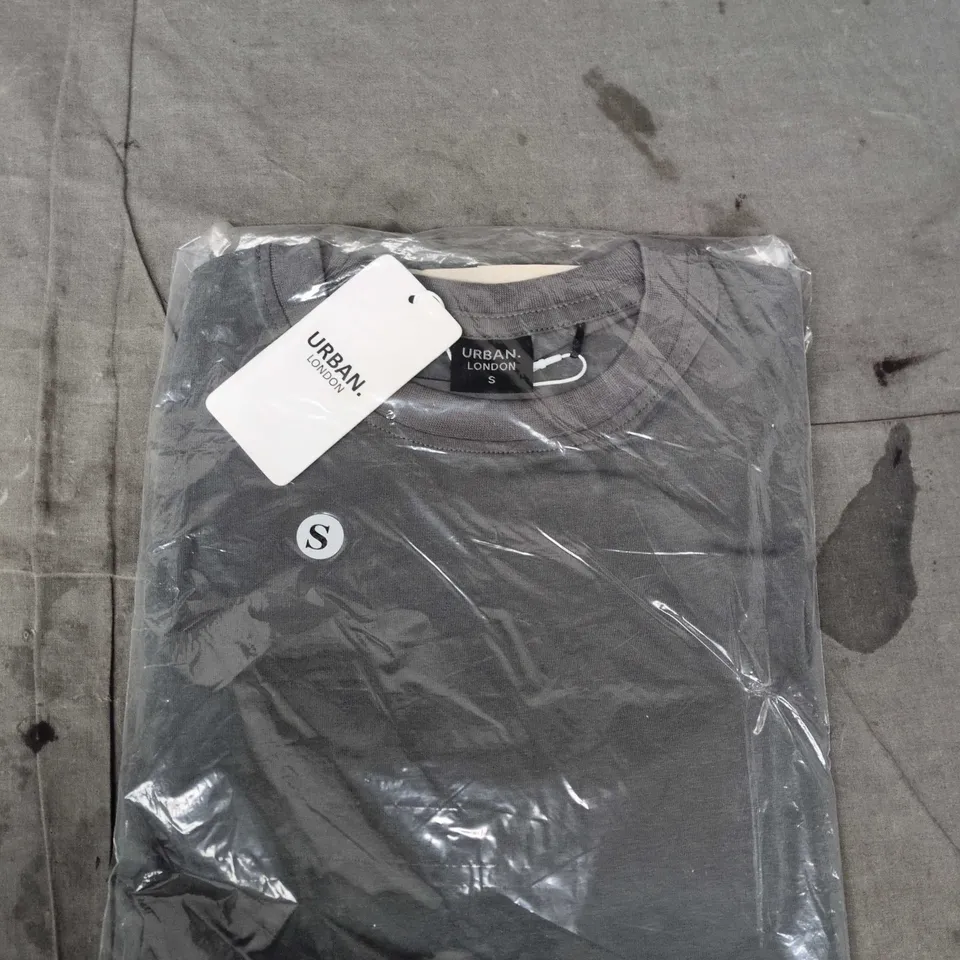 URBAN LONDON GREY T-SHIRT - UK SMALL (S)
