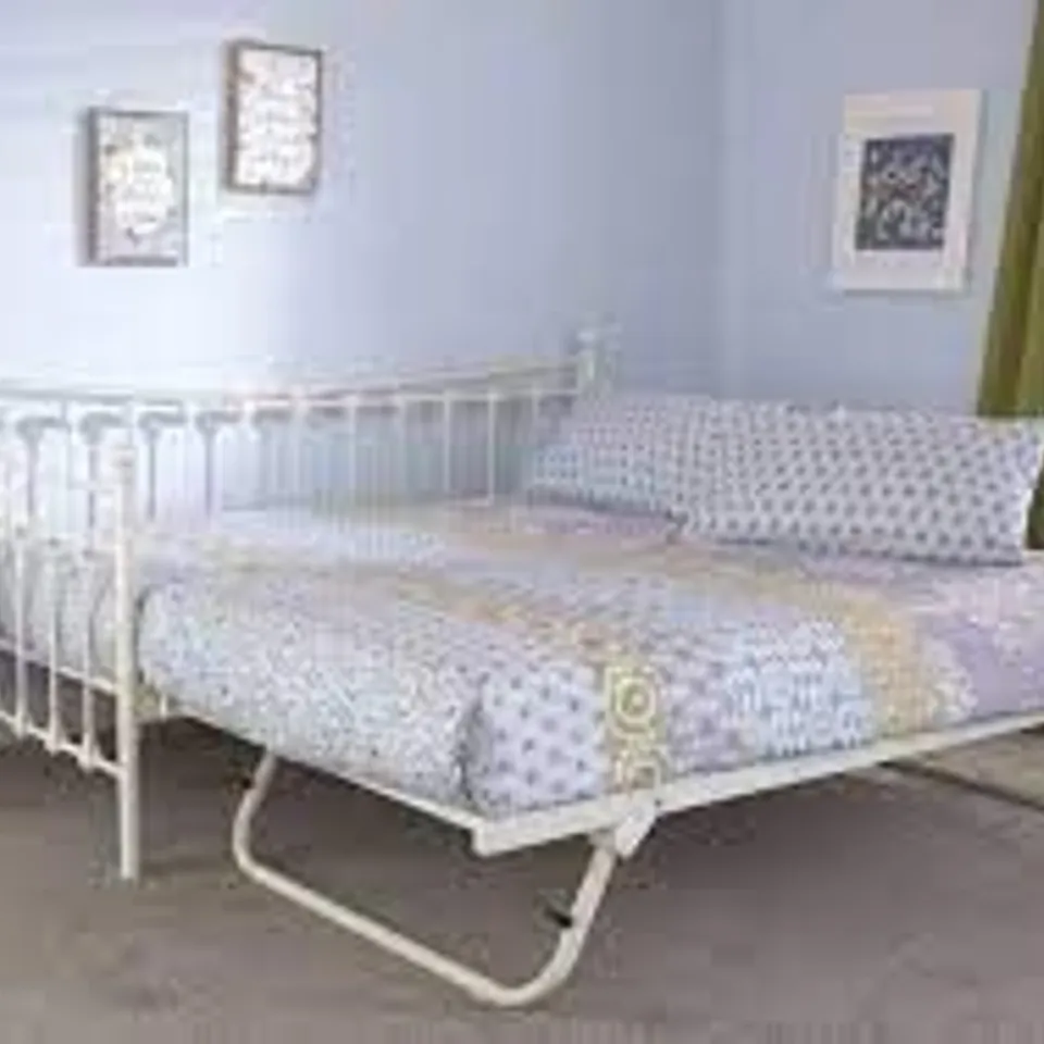 BOXED ISABELLE MEMPHIS TRUNDLE DAYBED - IVORY (1 BOX)