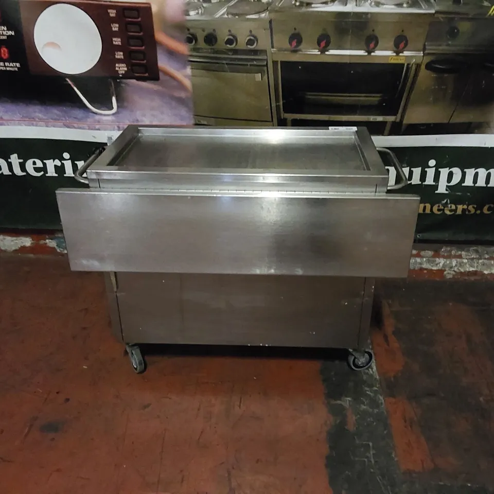 GRUNDY G-MAID HOT TROLLEY CUPBOARD MOBILE FOOD WARMER 