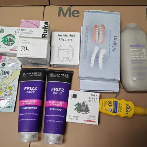 LOT OF ASSORTED HEALTH AND BEAUTY ITEMS TO INCLUDE METHOD BODY WASH, JOHN FREIDA SHAMPOO AND ELECTRIC NAIL CLIPPERS