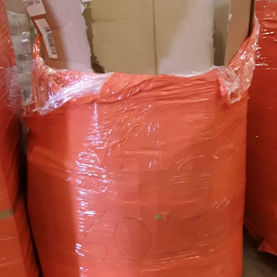 PALLET OF ASSORTED PRODUCTS INCLUDING LEAF BLOWER, AIR FRYER, PROUS CONVECTOR HEATER, FREE STANDING LAMP 