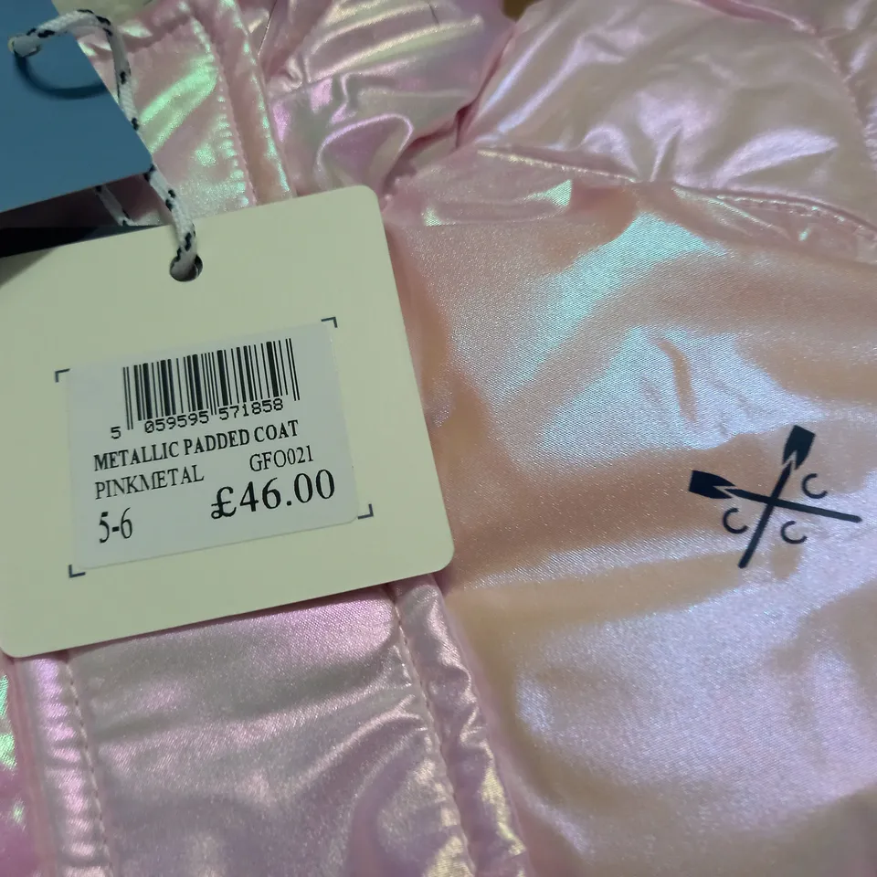 CREW CLOTHING KIDS METALLIC PADDED COAT IN PINK/METAL - 5/6 YEARS