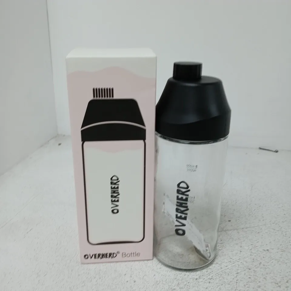 BOXED OVERHEAD GLASS OAT MILK BOTTLE | 700ML POURING SPOUT SHAKER