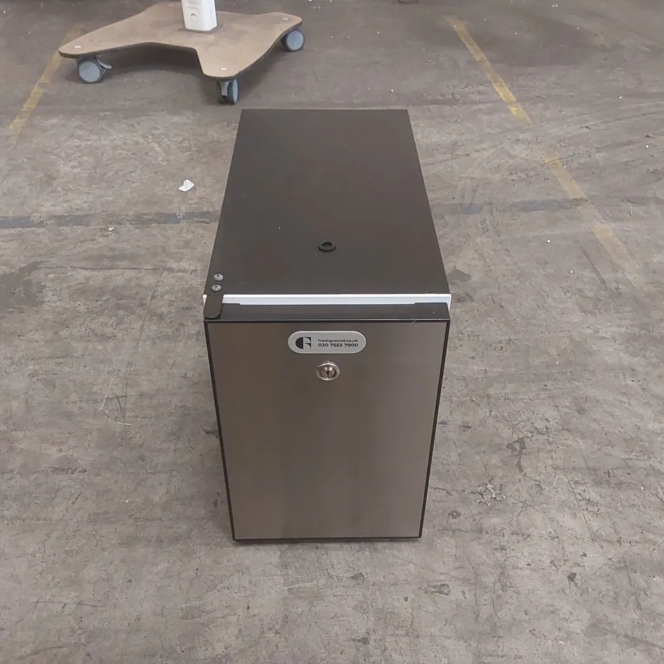 VITRIFRIGO COMMERCIAL MILK CHILLER