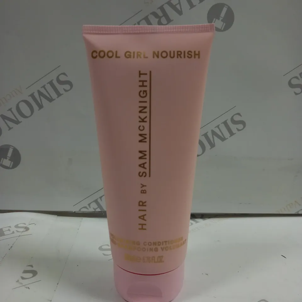 HAIR BY SAM MCKNIGHT COOL GIRL VOLUME NOURISH 200ML