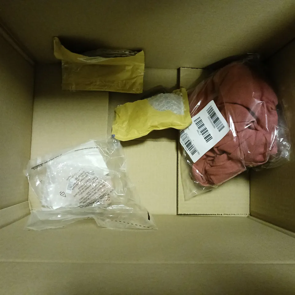 BOX OF APPROXIMATELY 5 ASSORTED ITEMS TO INCLUDE - REVLON HAIRDRYER , BOPIT , HEM T-SHIRT ETC