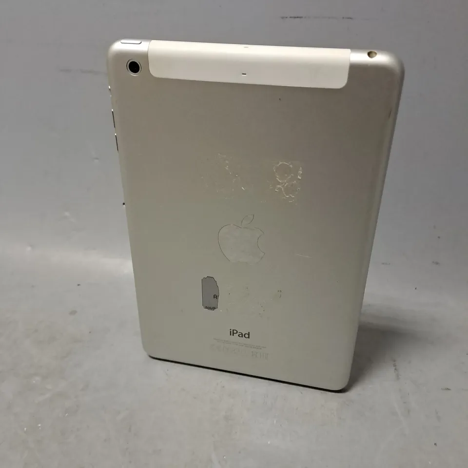 APPLE IPAD A1490