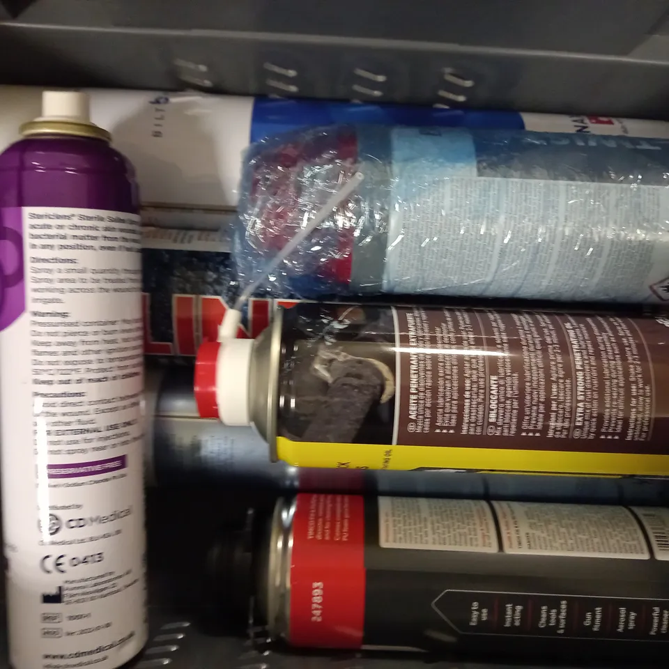 BOX OF APPROX 10 ASSORTED AEROSOLS INCLUDING AIR WICK FRESHMATIC AUTOSPRAY, SUAVE PERFUMED SPRAY AND MISS SO BODY SPRAYS - COLLECTION ONLY