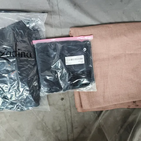 APPROXIMATELY 20 ASSORTED CLOTHING AND FASHION PRODUCTS IN VARIOUS STYLES AND SIZES - COLLECTION ONLY