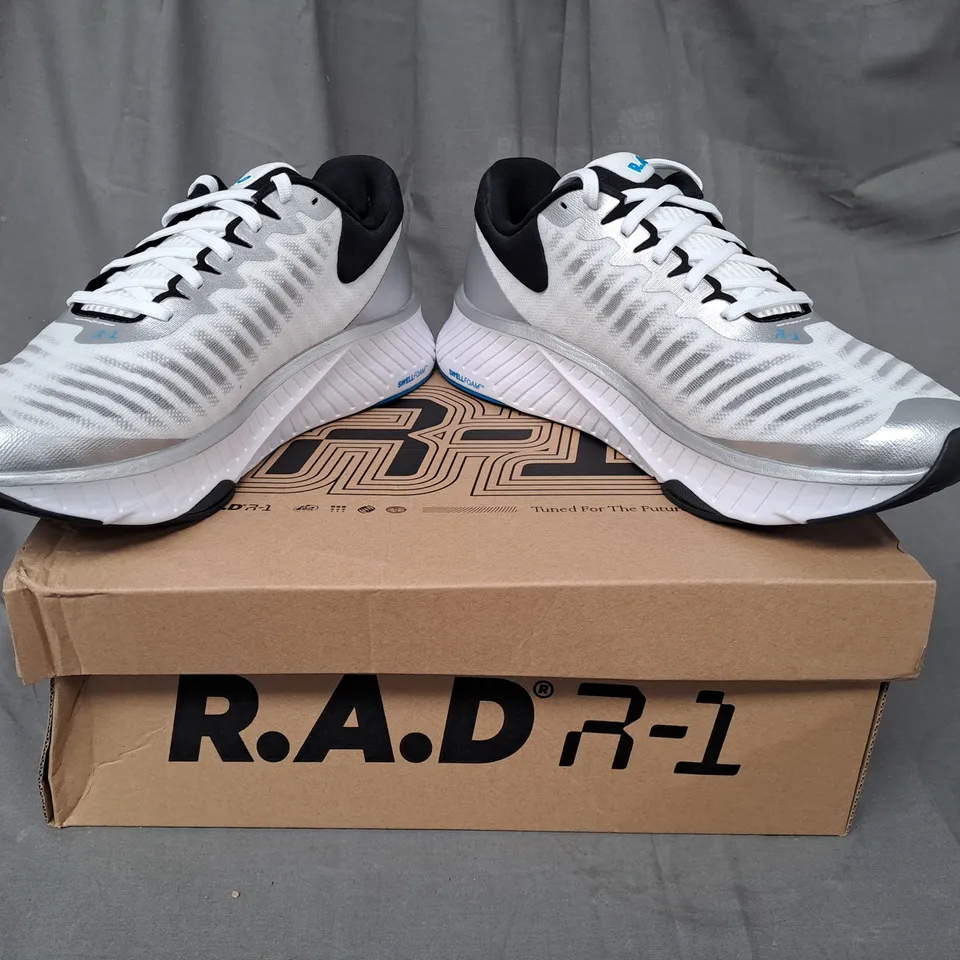 BOXED PAIR OF R.A.D R-1 TRAINERS IN WHITE/METALLIC SILVER UK SIZE 9