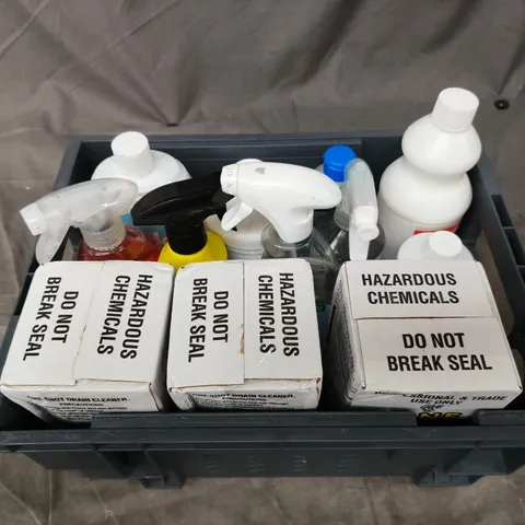 APPROXIMATELY 10 ASSORTED HOUSEHOLD LIQUID PRODUCTS TO INCLUDE - DRAIN CLEANER , KITCHEN CLEANER , ETC 