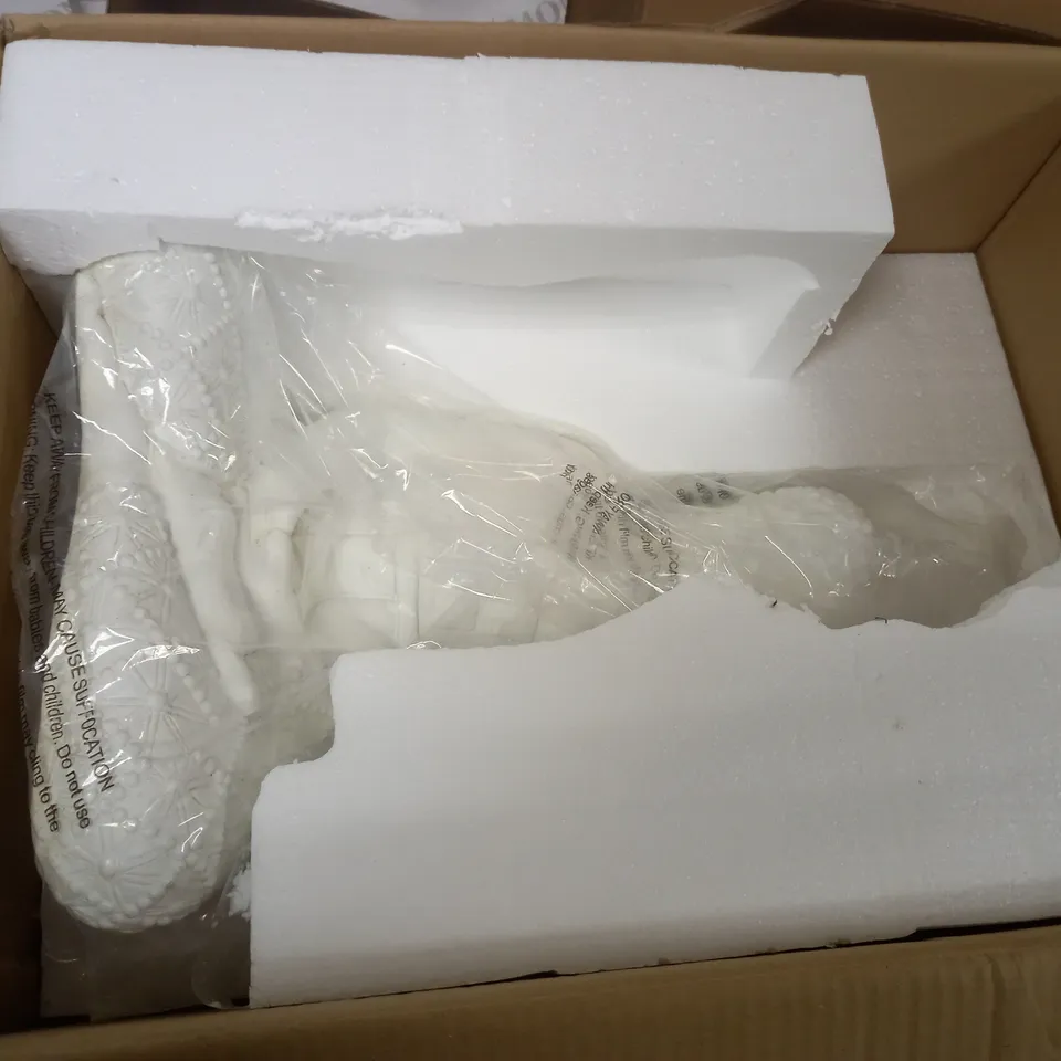 KELLY HOPPEN INDOOR OUTDOOR LARGE BUDDHA STATUE - WHITE