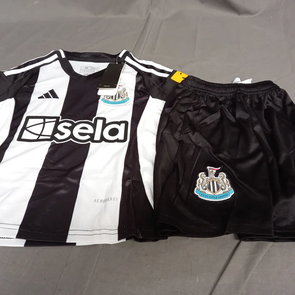 ADIDAS NEWCASTLE FOOTBALL SHIRT WITH SHORT - SIZE16 KIDS