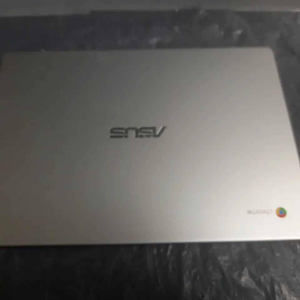 UNBOXED ASUS C423N INTEL INSIDE CHROME LAPTOP