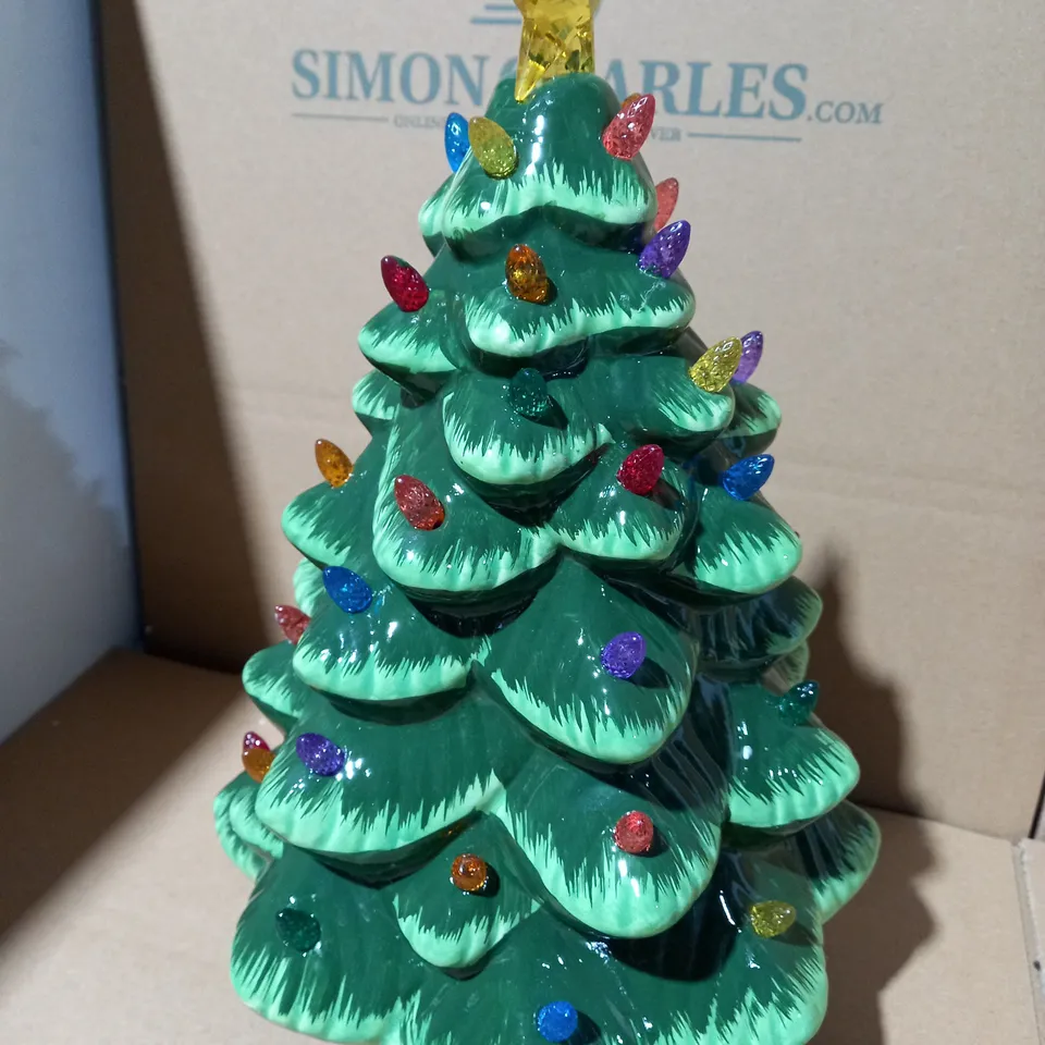MR CHRISTMAS ILLUMINATED CERAMIC NOSTALGIC TREE