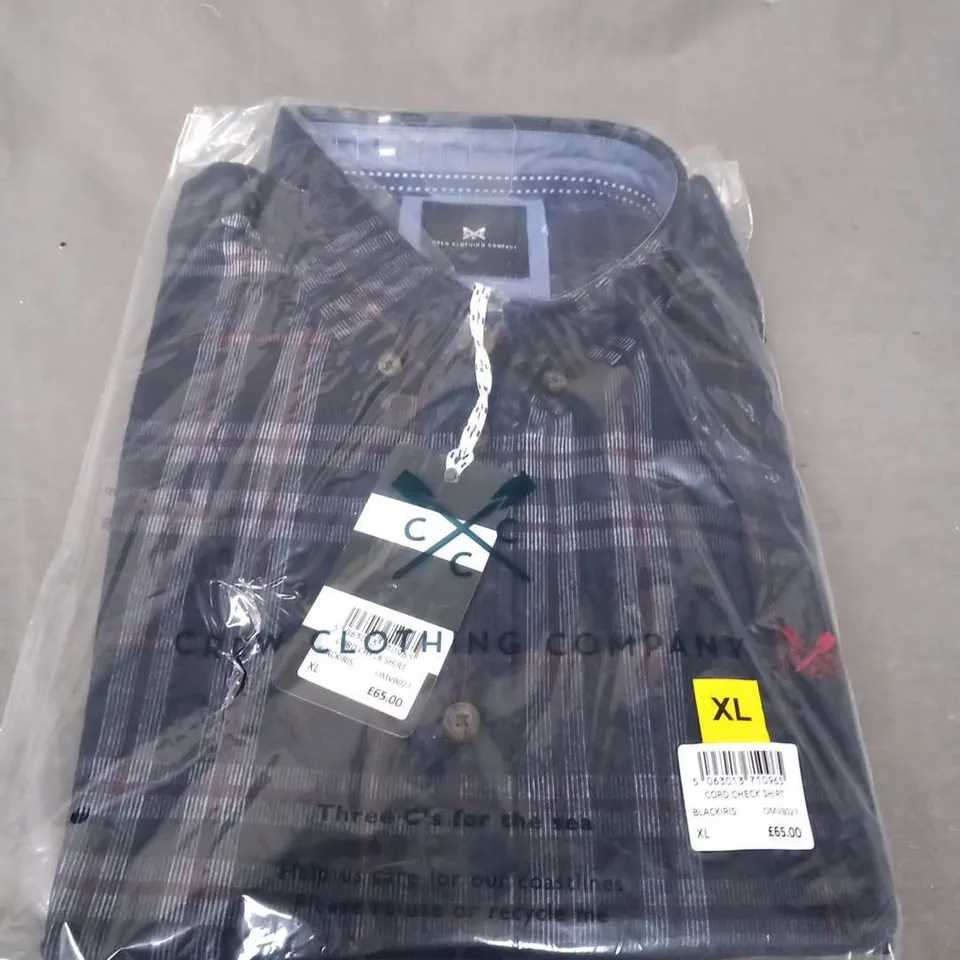 BRAND NEW BAGGED CREW CLOTHING COMPANY CORD CHECK SIRT SIZE XL