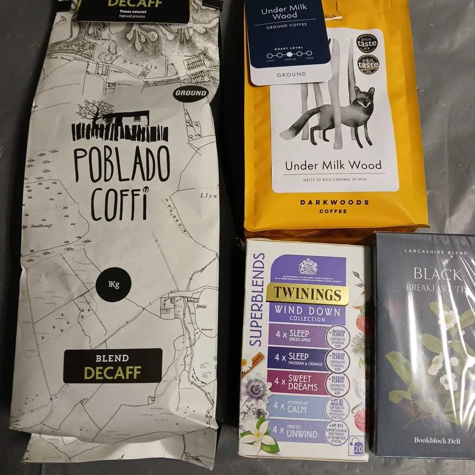 LOT OF 4 ASSORTED TEA AND COFFEE ITEMS TO INCLUDE POBLADO COFFI 1KG DECAFF, BLACK BREAKFAST TEA AND UNDER MILK WOOD