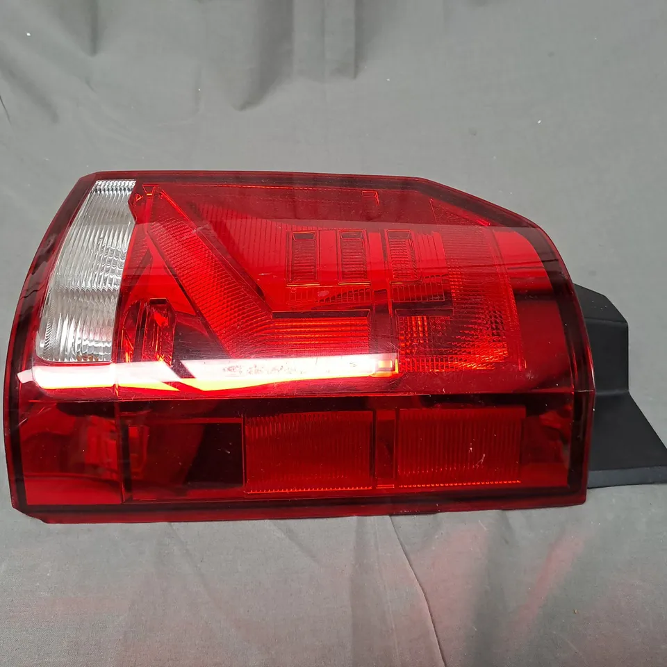 REAR LIGHT - CAR UNSPECIFIED