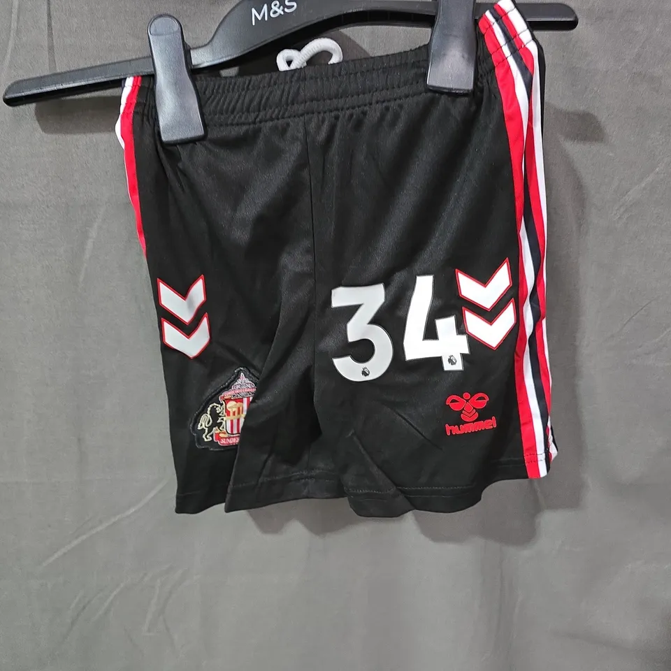 SUNDERLAND AFC FULL KIT – HUMMEL, XHAKA 34 PRINT, RED & WHITE STRIPES – MEN’S