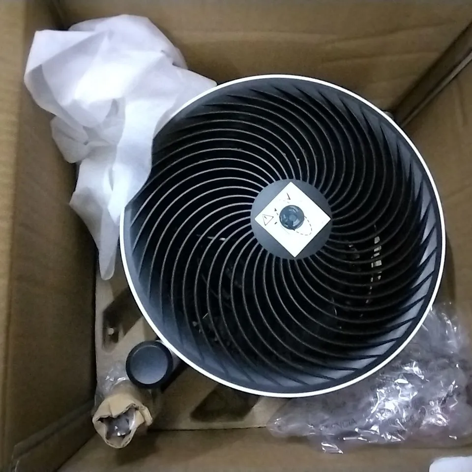 BOXED BONECO PEDESTAL AIR SHOWERING FAN