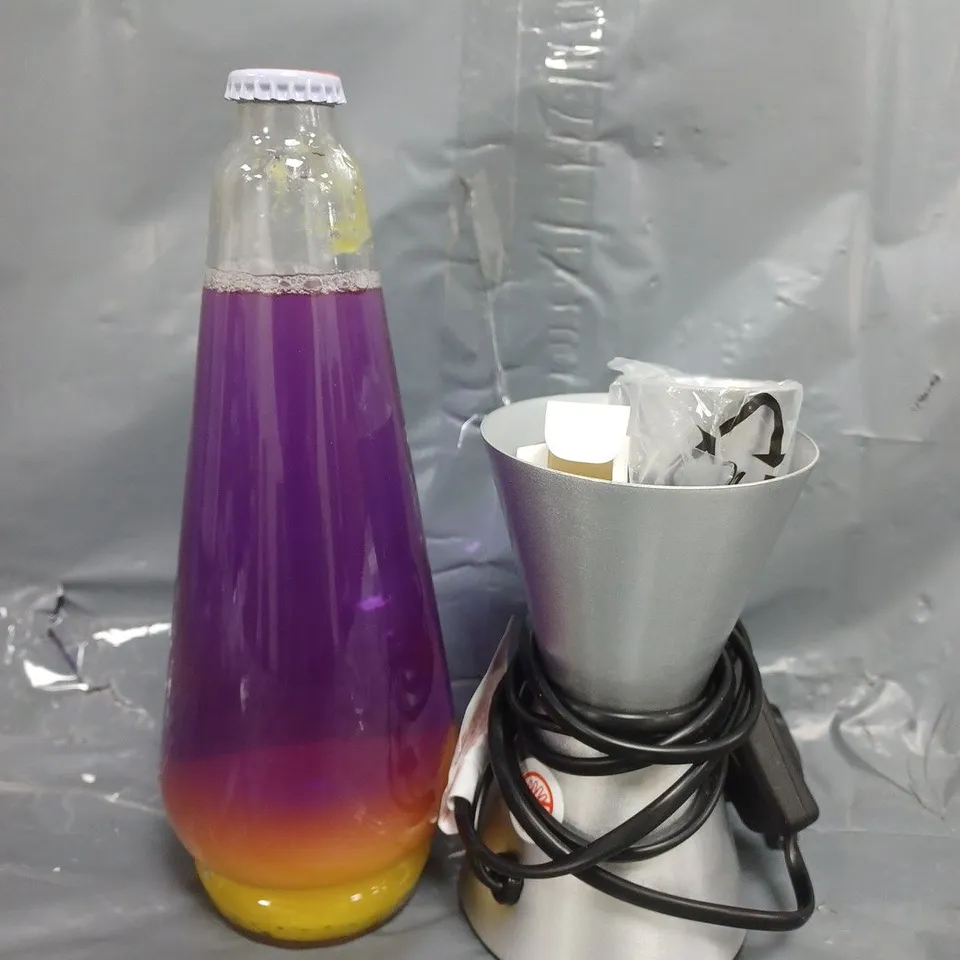 SCHYLLING CLASSIC LAVA LAMP