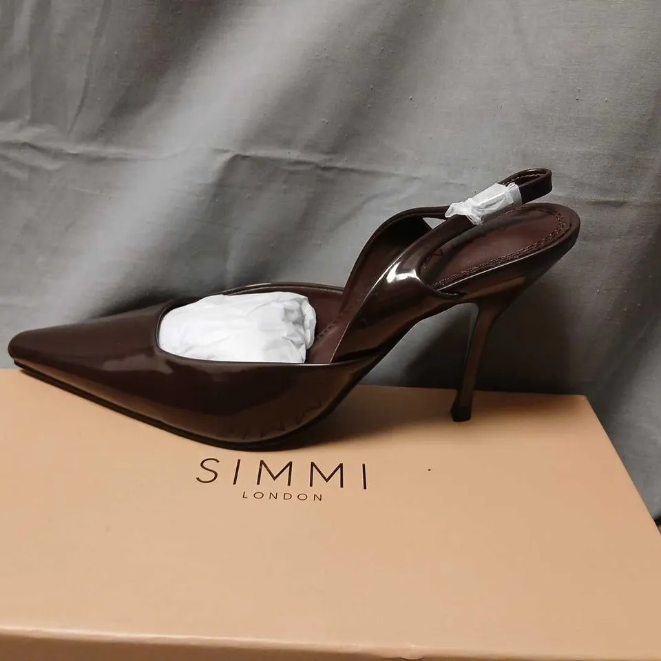 SIMMI LONDON DARCIA CHOCOLATE PU SLINGBACK HEELS – UK 6
