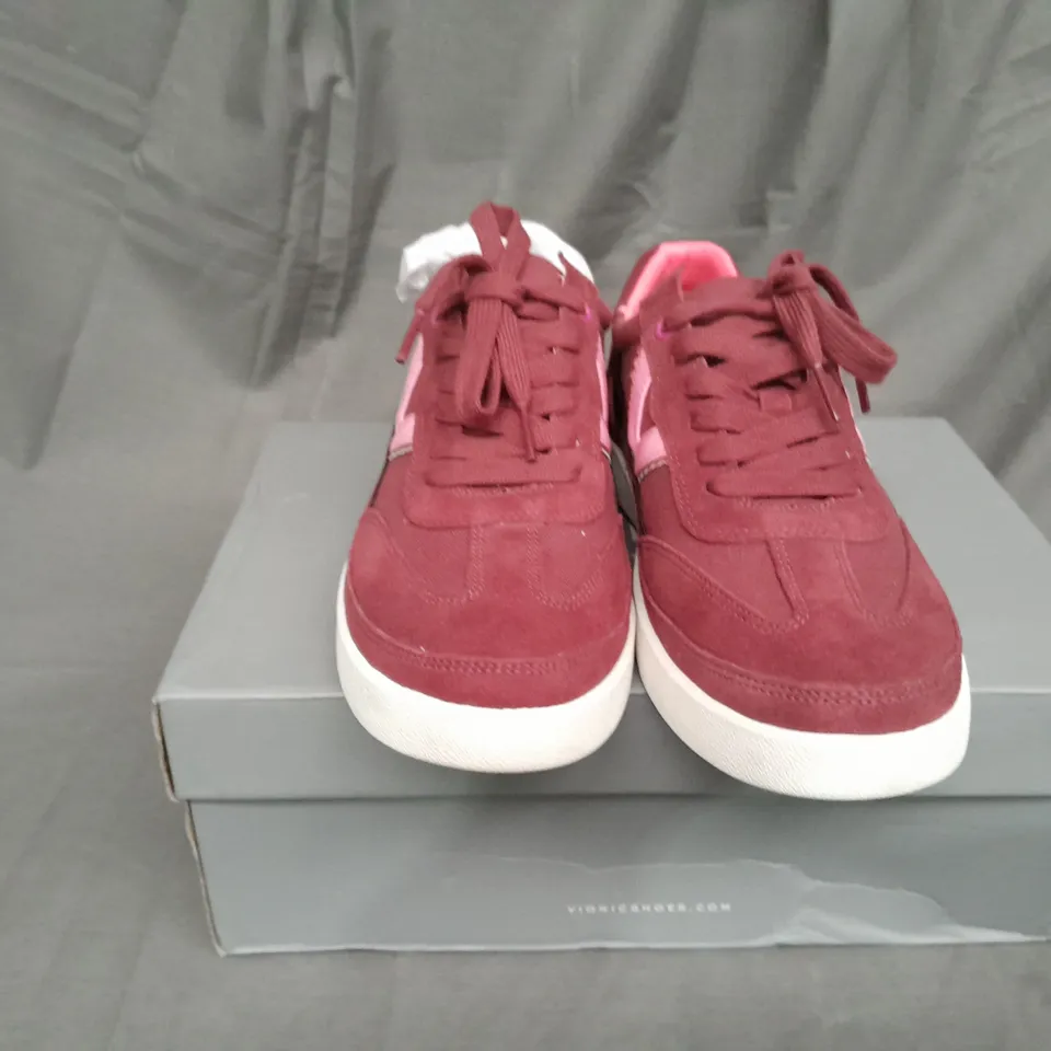 BOXED PAIR OF VIONIC ESSENCE MYLIE TRAINERS IN BURGUNDY SIZE 7 