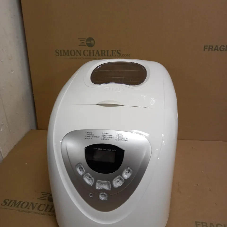 MORPHY RICHARDS FAST BAKE BREADMAKER 