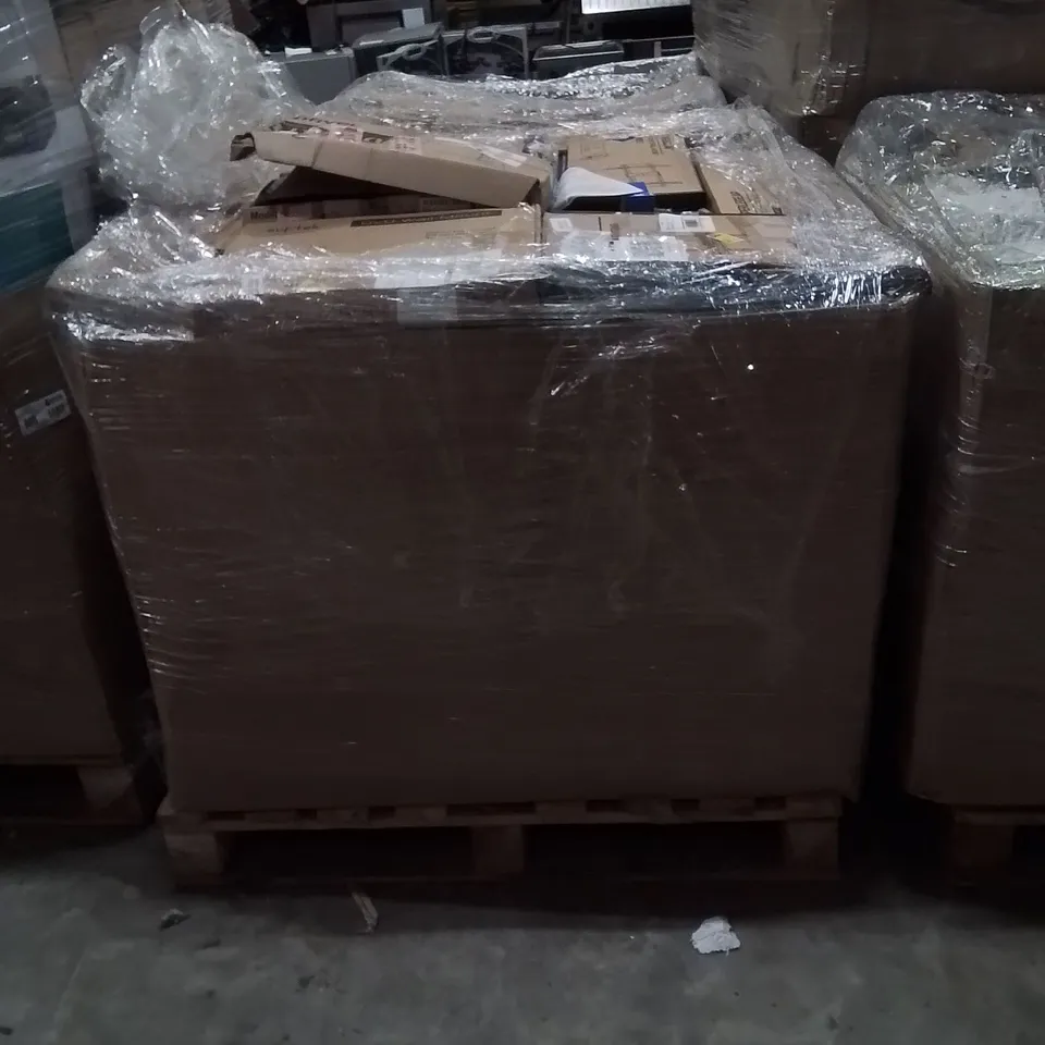 PALLET CONTAINING A LARGE QUANTITY OF TV WALL MOUNTED BRACKETS