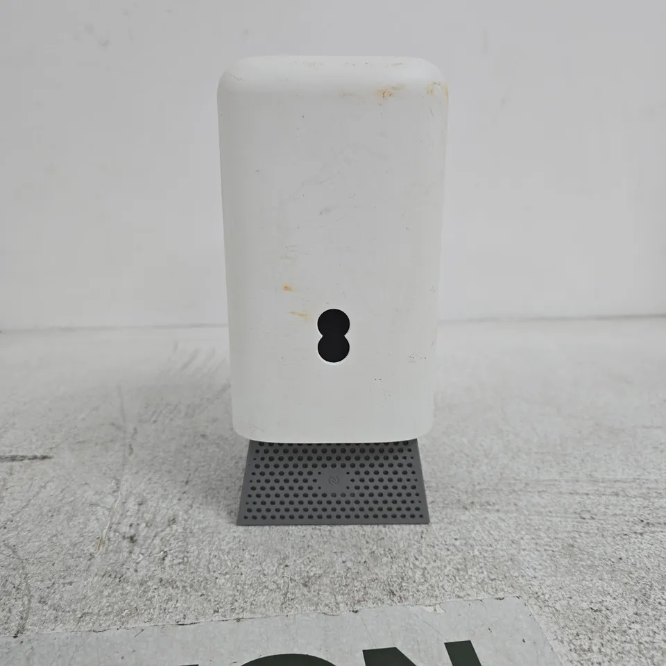 EE WHITE HOME ROUTER WITH 4 LAN PORTS, USB 3.0 & PHONE PORT UNBOXED
