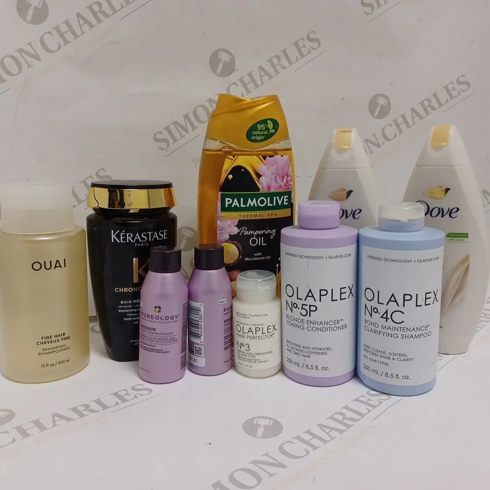 APPROXIMATELY 10 ASSORTED HAIR CARE PRODUCTS TO INCLUDE OLAPLEX NO 4C BOND MAINTENANCE CLARIFYING SHAMPOO, OUAI SHAMPOO, KÉRASTASE YOUTH REVITALISING SHAMPOO   