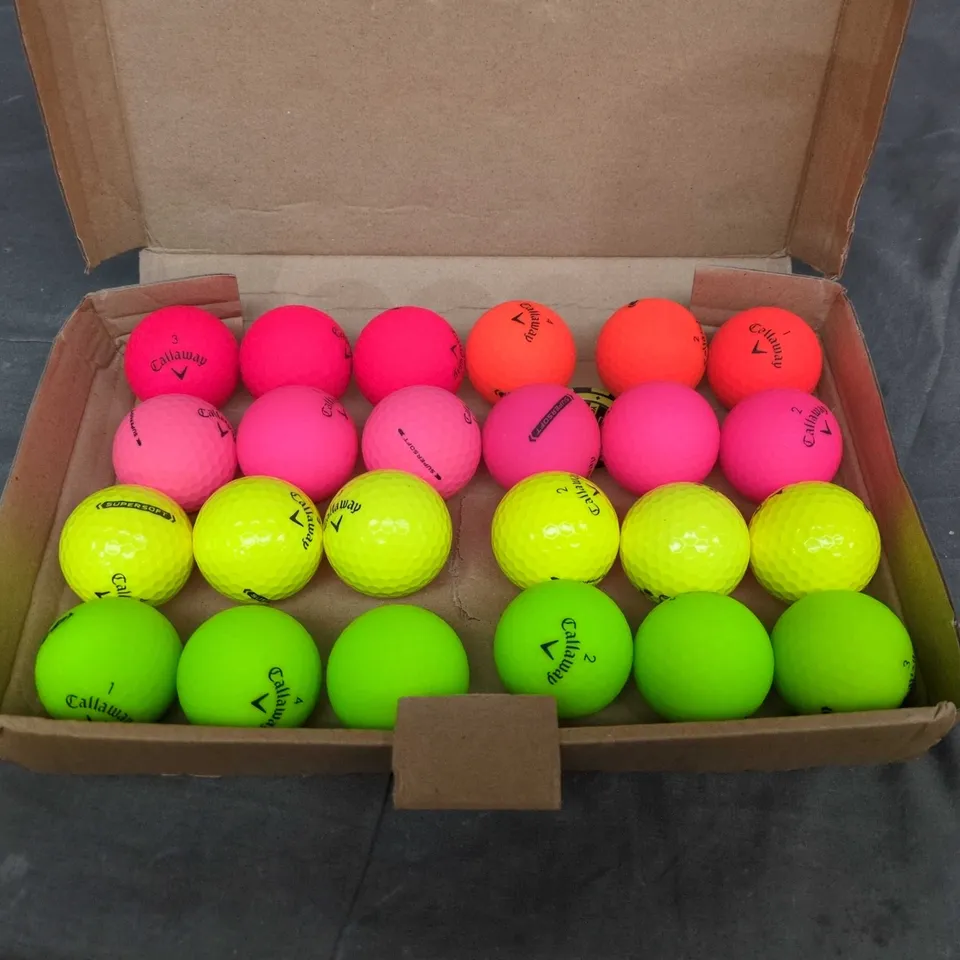 APPROX 24 ASSORTED CALLAWAY GOLF BALLS 