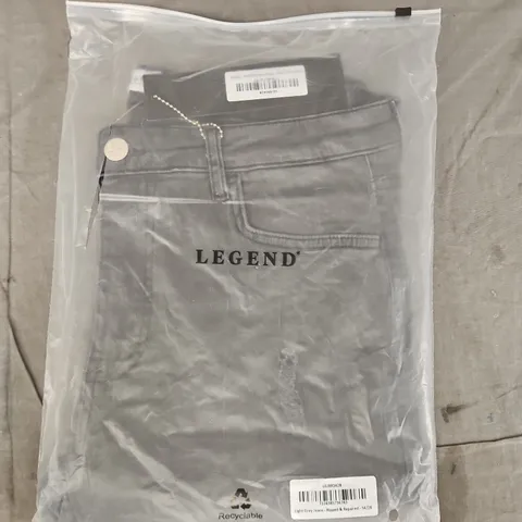 BAGGED LEGEND RIPPED & REPAIRED LIGHT GREY JEANS SIZE 34/28