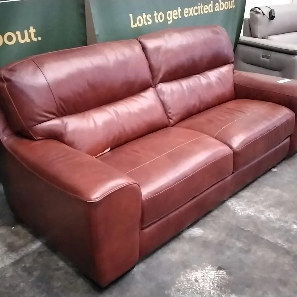 QUALITY ITALIAN DESIGNER PRATO LARGE SOFA IN RED LEATHER