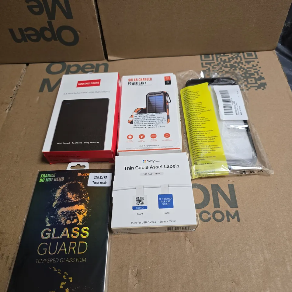 TOTE OF APPROXIMATELY 25 ASSORTED ITEMS TO INCLUDE POWER BANK, HDD ENCLOSURE, PHONE CASES, CABLE ASSET LABELS ETC