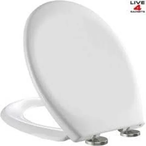 BOXED BLUMFELDT DOMBACH SOFT CLOSE MECHANISM TOILET SEAT 