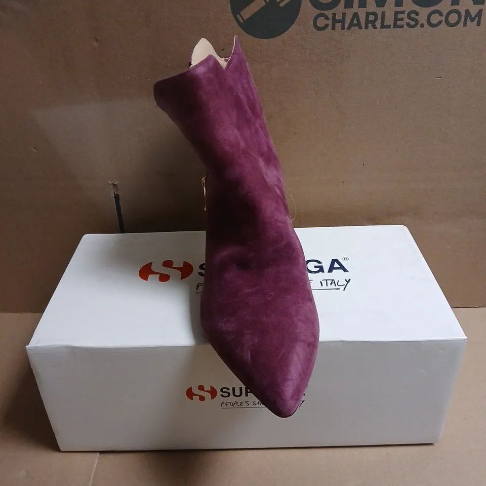 BOXED PAIR OF SUPERGA WOMEN'S PURPLE SUEDE ANKLE BOOTS – UK 5.5