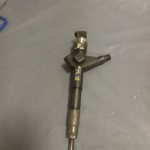 NISSAN NAVARA FUEL INJECTORS