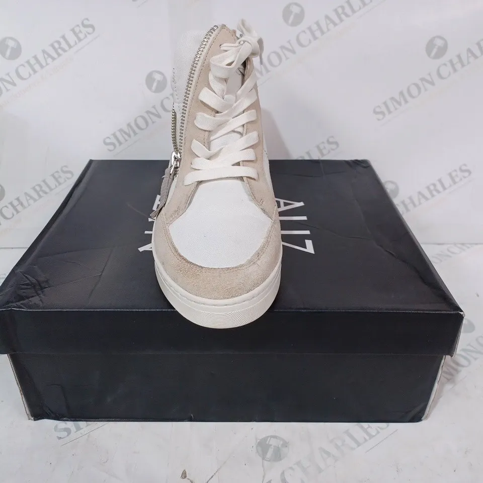 BOXED PAIR OF NATURALIZER HADLEY HI TOP SHOES IN PORCELAIN/WHITE SIZE 6.5