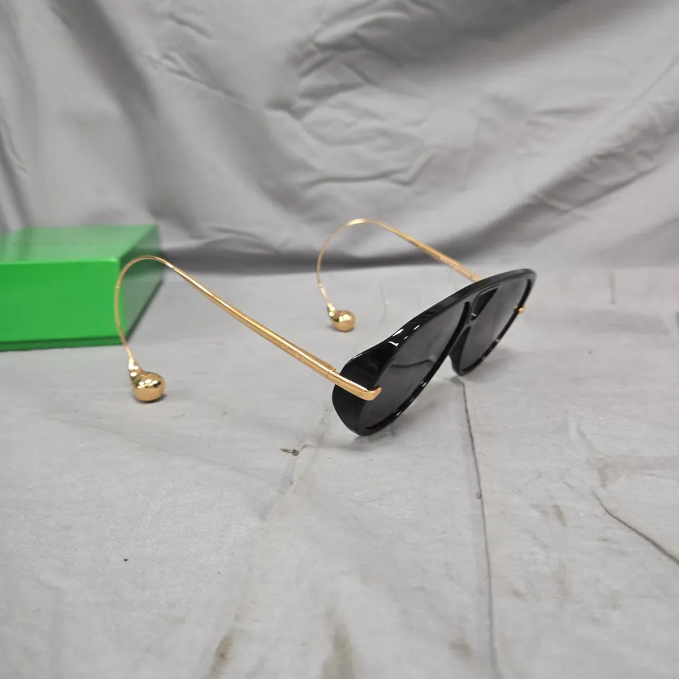 SUNGLASSES – BLACK SHIELD FRAME WITH GOLD-TONE ARMS; GREEN BOTTEGA VENETA BOX