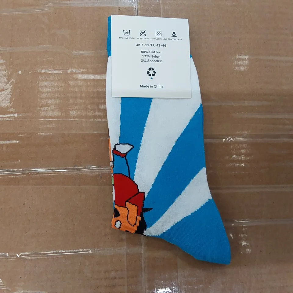 BOX OF APPROXIMATELY 360 PAIRS OF BRAND NEW BIER CO SOCKS (1 BOX)
