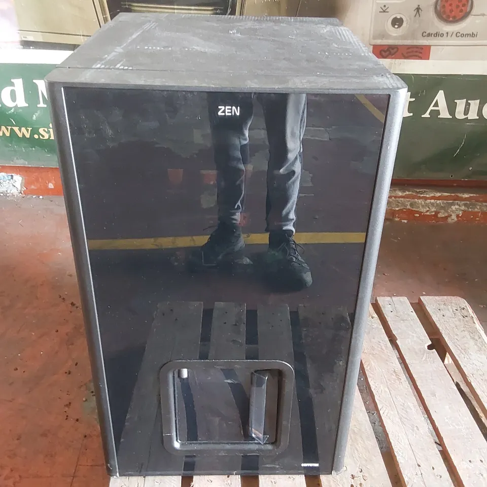 AZKOYEN ZEN 5 COMMERCIAL COFFEE VENDING MACHINE