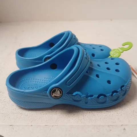 CROCS KIDS' CLASSIC CLOGS – BLUE - SIZE C12